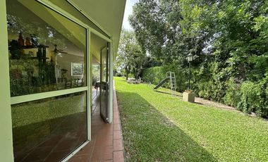 VENTA Casa en Pueblo Esther