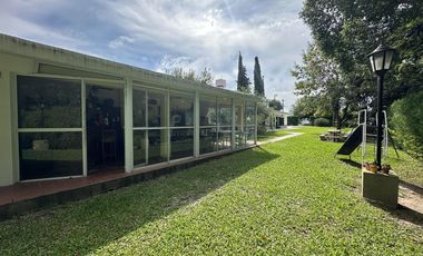 VENTA Casa en Pueblo Esther