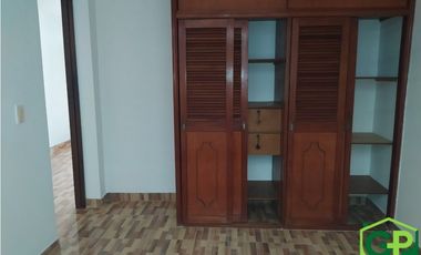 ARRIENDO CASA  EN ROBLEDO - EL DIAMANTE
