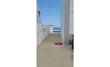 Venta casa de lujo con vistas al mar urb. Playa Alta Sta Marianita.