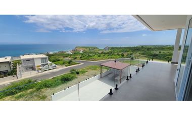 Venta casa de lujo con vistas al mar urb. Playa Alta Sta Marianita.