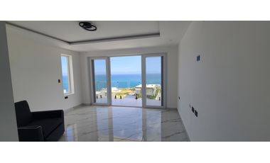 Venta casa de lujo con vistas al mar urb. Playa Alta Sta Marianita.