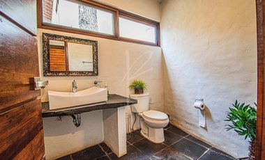 CASA DE LUJO EN VENTA EN HACIENDA SAN FRANCISCO, TAPALPA.