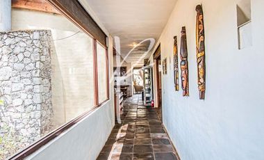 CASA DE LUJO EN VENTA EN HACIENDA SAN FRANCISCO, TAPALPA.