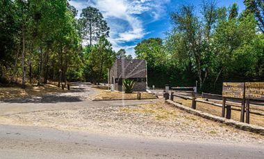 CASA DE LUJO EN VENTA EN HACIENDA SAN FRANCISCO, TAPALPA.