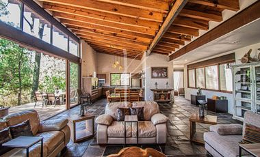 CASA DE LUJO EN VENTA EN HACIENDA SAN FRANCISCO, TAPALPA.
