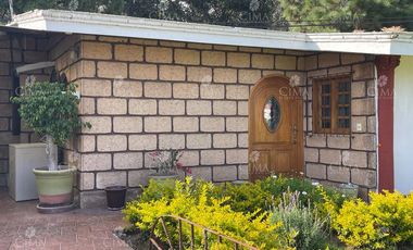 Venta casa en  Huertas de San Pedro, Huitzilac, Morelos - V364