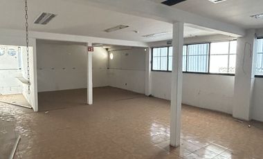 Oportunidad única: edificio en venta en Muyuguarda.