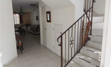 Casa Amoblada En Alquiler En Altos de Panamá Dorado Spring