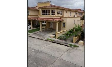 Casa Amoblada En Alquiler En Altos de Panamá Dorado Spring