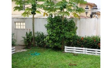 Casa Amoblada En Alquiler En Altos de Panamá Dorado Spring