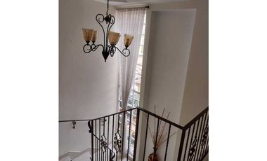 Casa Amoblada En Alquiler En Altos de Panamá Dorado Spring