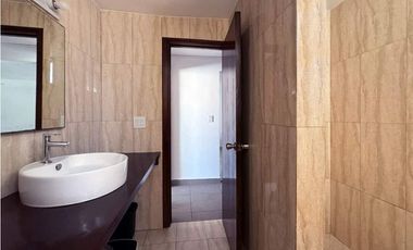 Se Vende Apartamento En El Cangrejo | Frente al Metro de Vía Argentina