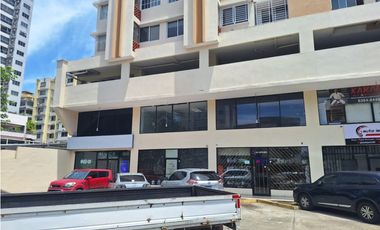 Venta de Local de 93.15 mts en Avenida Ernesto T Lefevre
