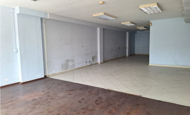 Venta de Local de 93.15 mts en Avenida Ernesto T Lefevre