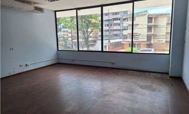 Venta de Local de 93.15 mts en Avenida Ernesto T Lefevre