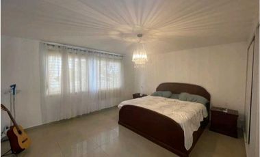 Alquiler de Casa remodelada en El Carmen-2 recámaras 4 baños.Cod-J267