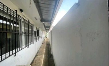 Alquiler de Casa remodelada en El Carmen-2 recámaras 4 baños.Cod-J267