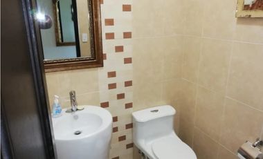 SEA CONFIABLE VENDE HERMOSA CASA CON CASA DE HUESPEDES
