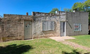 Casa en venta en Ameghino