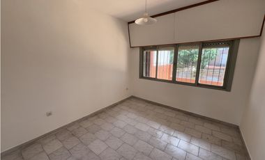 VENTA PH 4 AMB C BALCON TERRAZA. AV CASTAÑARES 4700. VILLA LUGANO CABA
