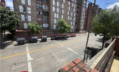 VENTA PH 4 AMB C BALCON TERRAZA. AV CASTAÑARES 4700. VILLA LUGANO CABA