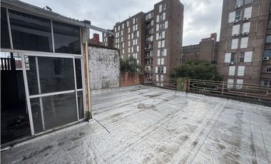 VENTA PH 4 AMB C BALCON TERRAZA. AV CASTAÑARES 4700. VILLA LUGANO CABA