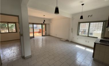 VENTA PH 4 AMB C BALCON TERRAZA. AV CASTAÑARES 4700. VILLA LUGANO CABA