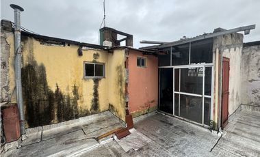 VENTA PH 4 AMB C BALCON TERRAZA. AV CASTAÑARES 4700. VILLA LUGANO CABA