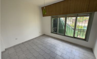 VENTA PH 4 AMB C BALCON TERRAZA. AV CASTAÑARES 4700. VILLA LUGANO CABA