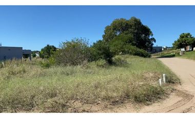 COSTA ESMERALDA - ECUESTRE 273 - LOTE EN VENTA