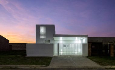 VENTA ! CASA A ESTRENAR EN ECO - PUEBLO ALVEAR