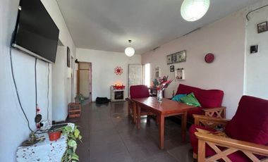 Casa 3 Ambientes Venta Guernica Parque amplio
