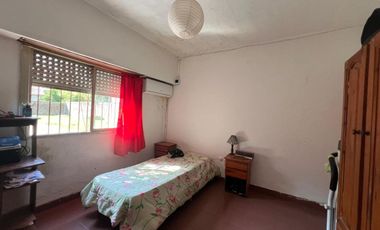Casa 3 Ambientes Venta Guernica Parque amplio