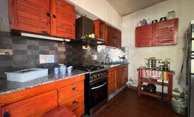 Casa 3 Ambientes Venta Guernica Parque amplio