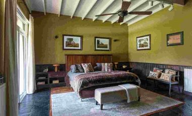 CASA CON PILETA, EN VENTA