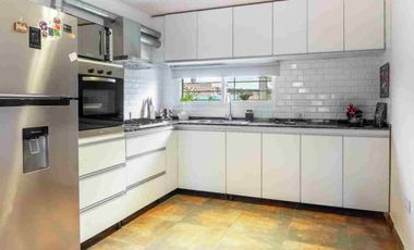 CASA EN VENTA DOS DORMITORIOS PILETA ECOPUEBLO