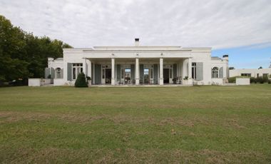 CASA en VENTA Club de Campo LA COLINA Open Door
