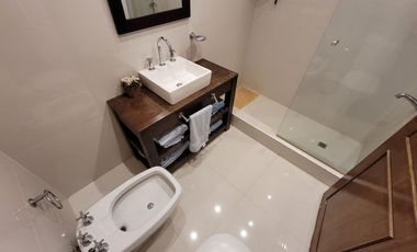 Venta Casa Lomas de San Isidro