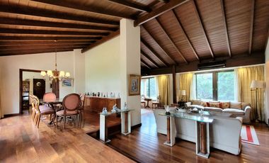 Venta Casa Lomas de San Isidro