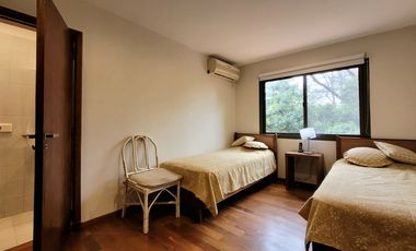 Venta Casa Lomas de San Isidro