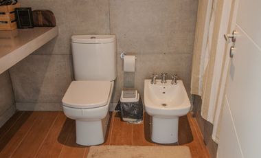 Casa en Venta San Benito  4 Dorm - a la Laguna