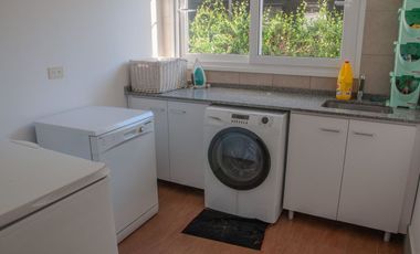 Casa en Venta San Benito  4 Dorm - a la Laguna