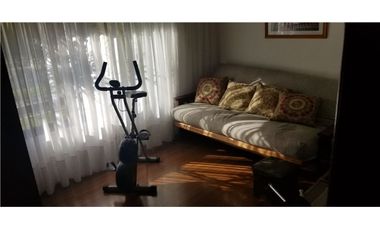 VENTA CASA 5 ambientes c/parque Florencio Varela