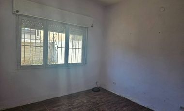 Casa doble 5 amb 2 flias Venta coch Jardín Quilmes