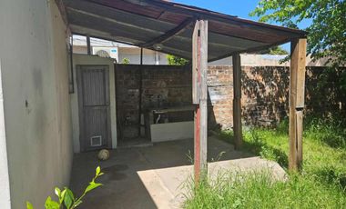 Casa doble 5 amb 2 flias Venta coch Jardín Quilmes