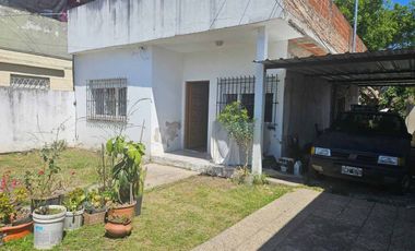 Casa doble 5 amb 2 flias Venta coch Jardín Quilmes