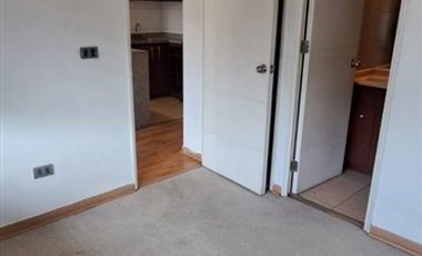 Departamento en Venta en Detras de los Jusgados de Santiago, Frente del Parque Los Reyes