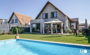 Casa en Venta en Santa Elena