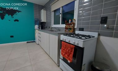 VENTA COMPLEJO CASAS Y LOCAL COMERCIAL